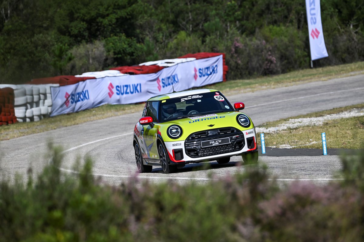 The Auto Magazine tweet media