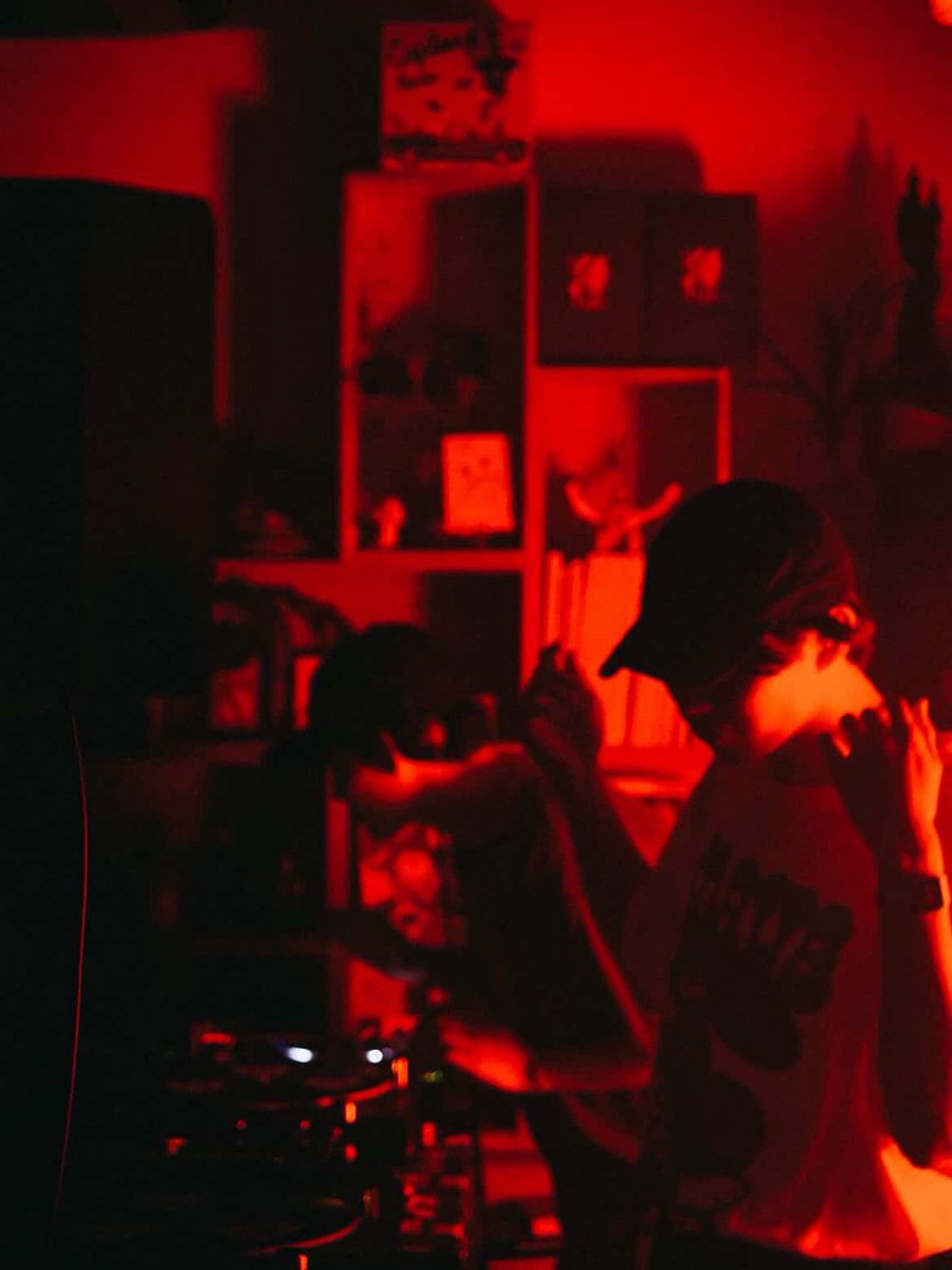 Second Royal Records tweet media