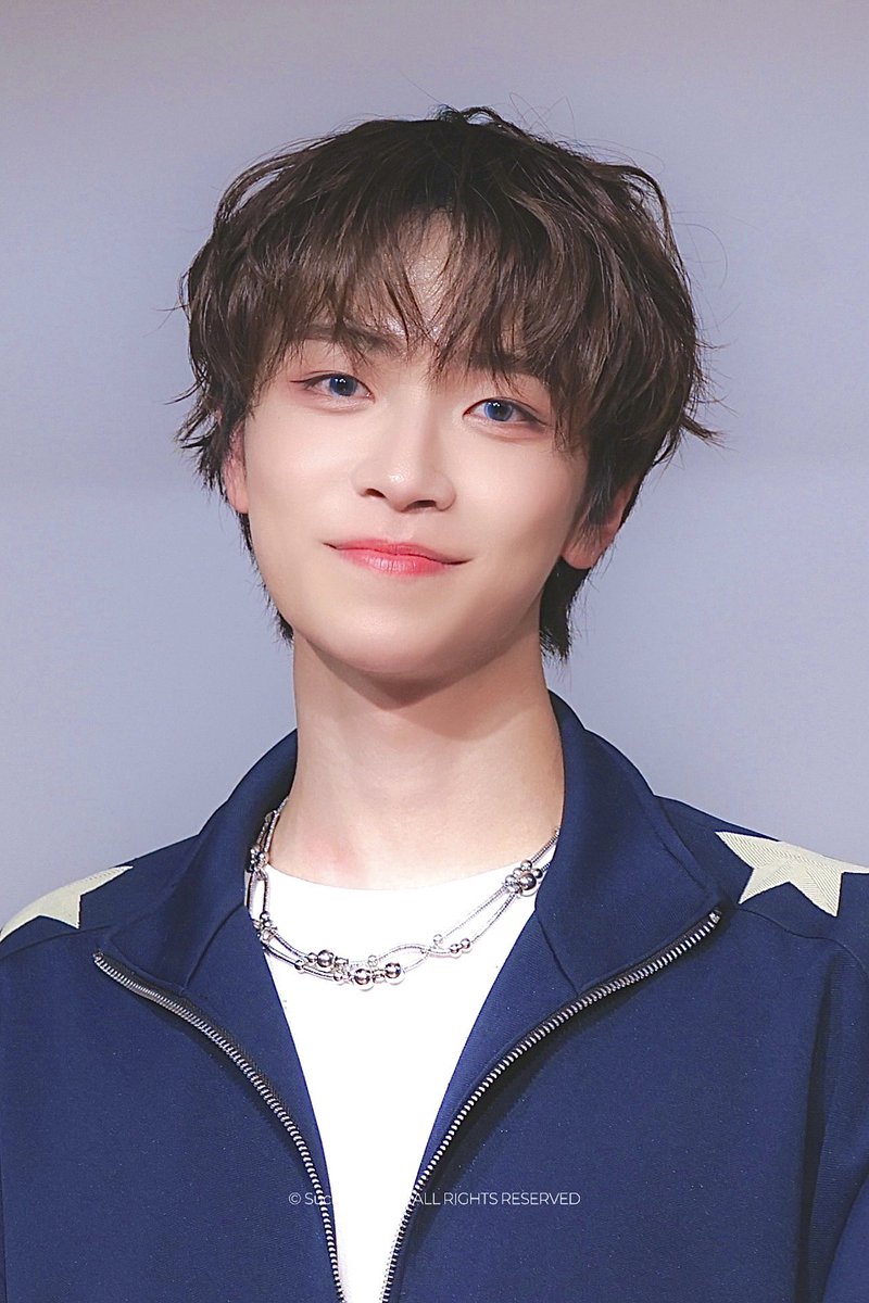 Punch_212's tweet photo. NEWBEAT 1st Anniversary 💞

#조윤후 #JOYUNHU
#뉴비트 #NEWBEAT https://t.co/ToaJbcTfFj