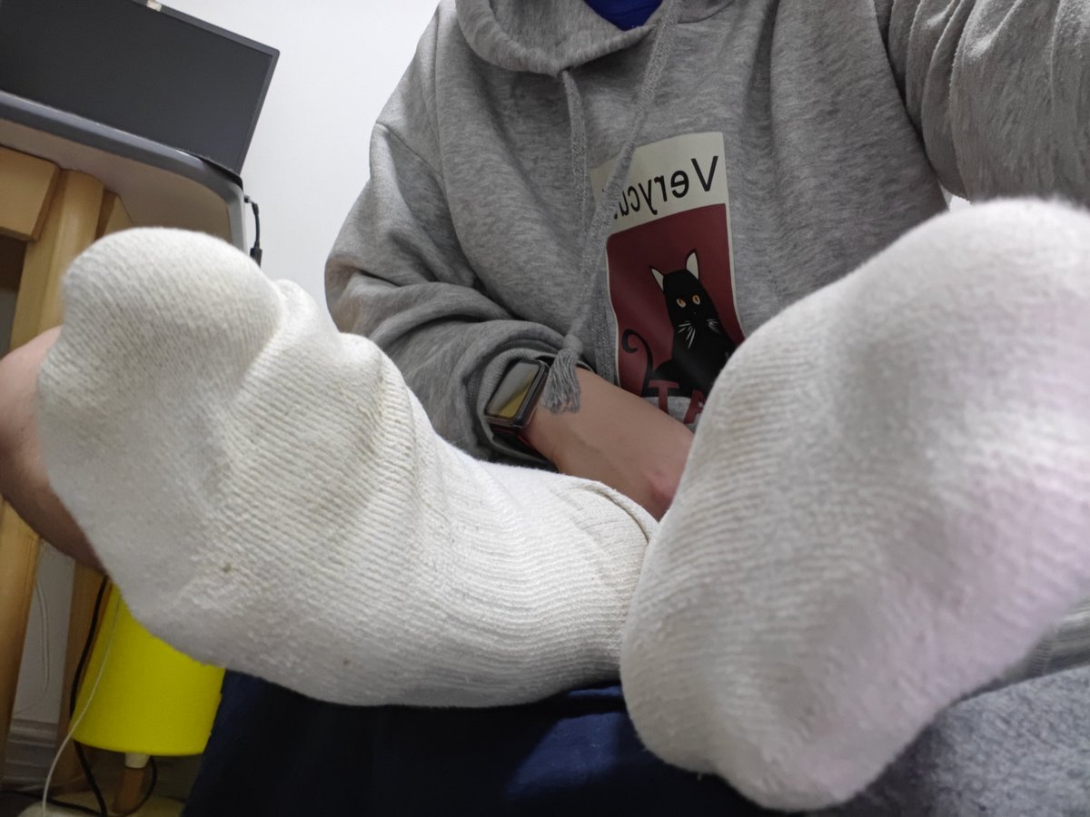 乱七八糟的四向捏 tweet media