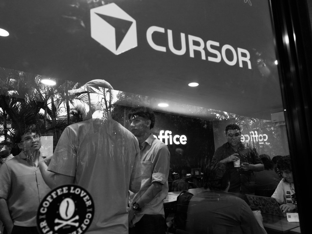 CarolMonroe's tweet photo. Café Cursor San Salvador https://t.co/acoMAhIKYC