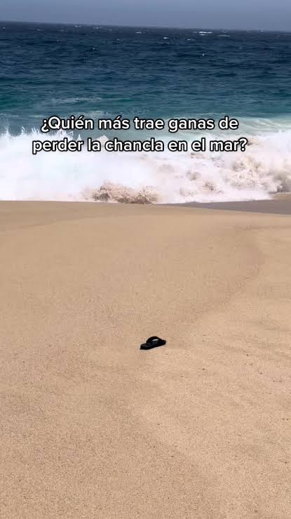 D e y s i Duck 💋 tweet media