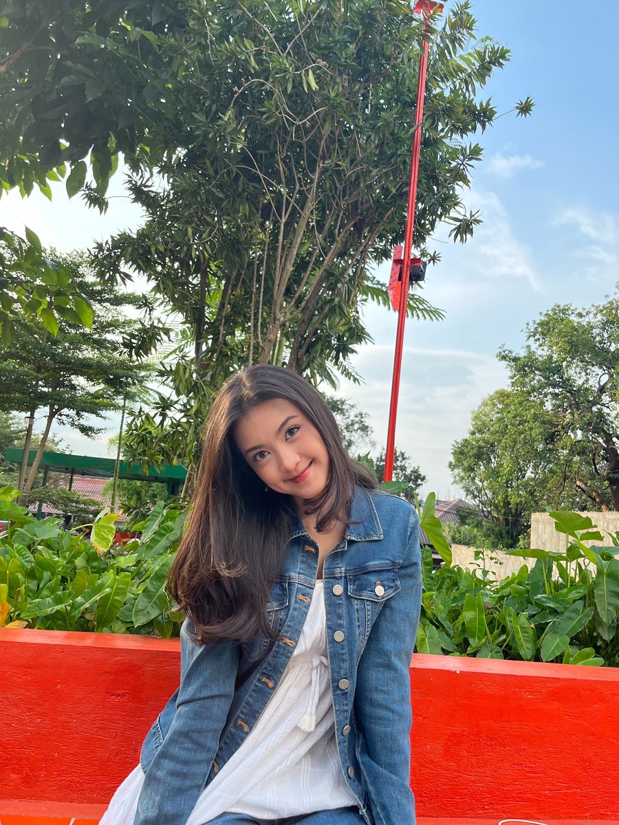 Greesella Adhalia tweet media