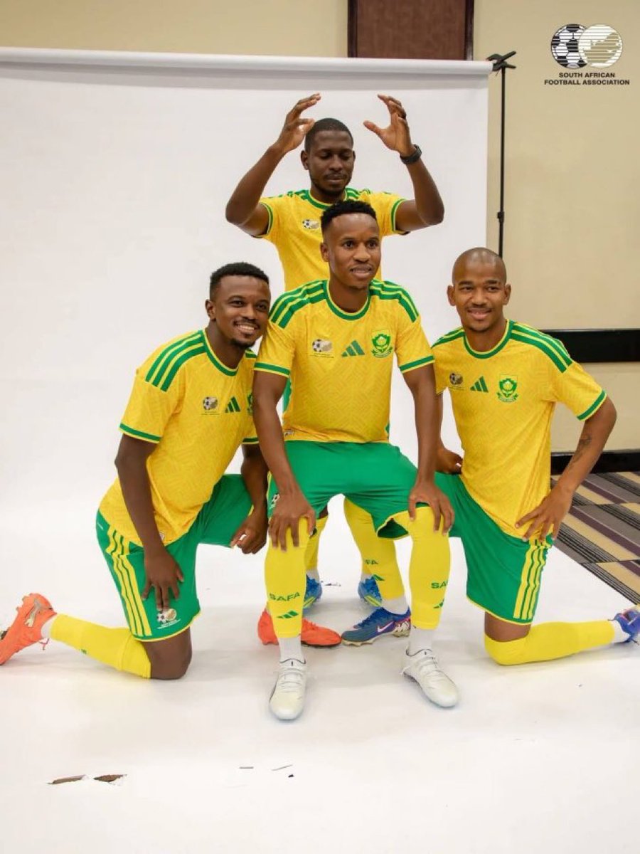 They will see this picture and start asking for Mshishi’s stats 😂😂😂