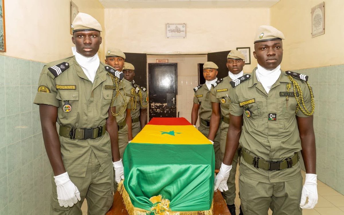 Douanes sénégalaises tweet media