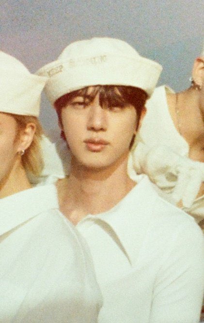 jinluvspace's tweet photo. gonna tell my kids this is the man who was supposed to be their father https://t.co/JPwGAlEQGA