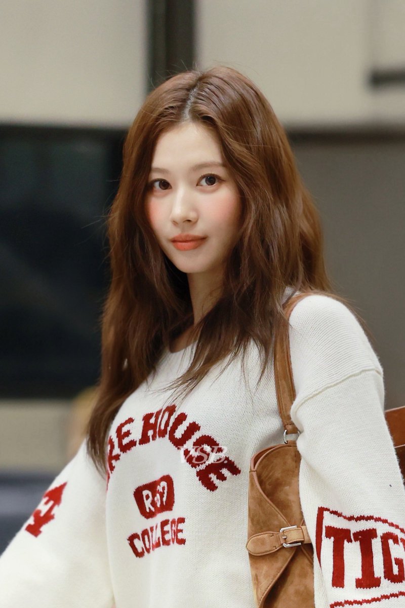 VERY SWEET BERRY tweet media