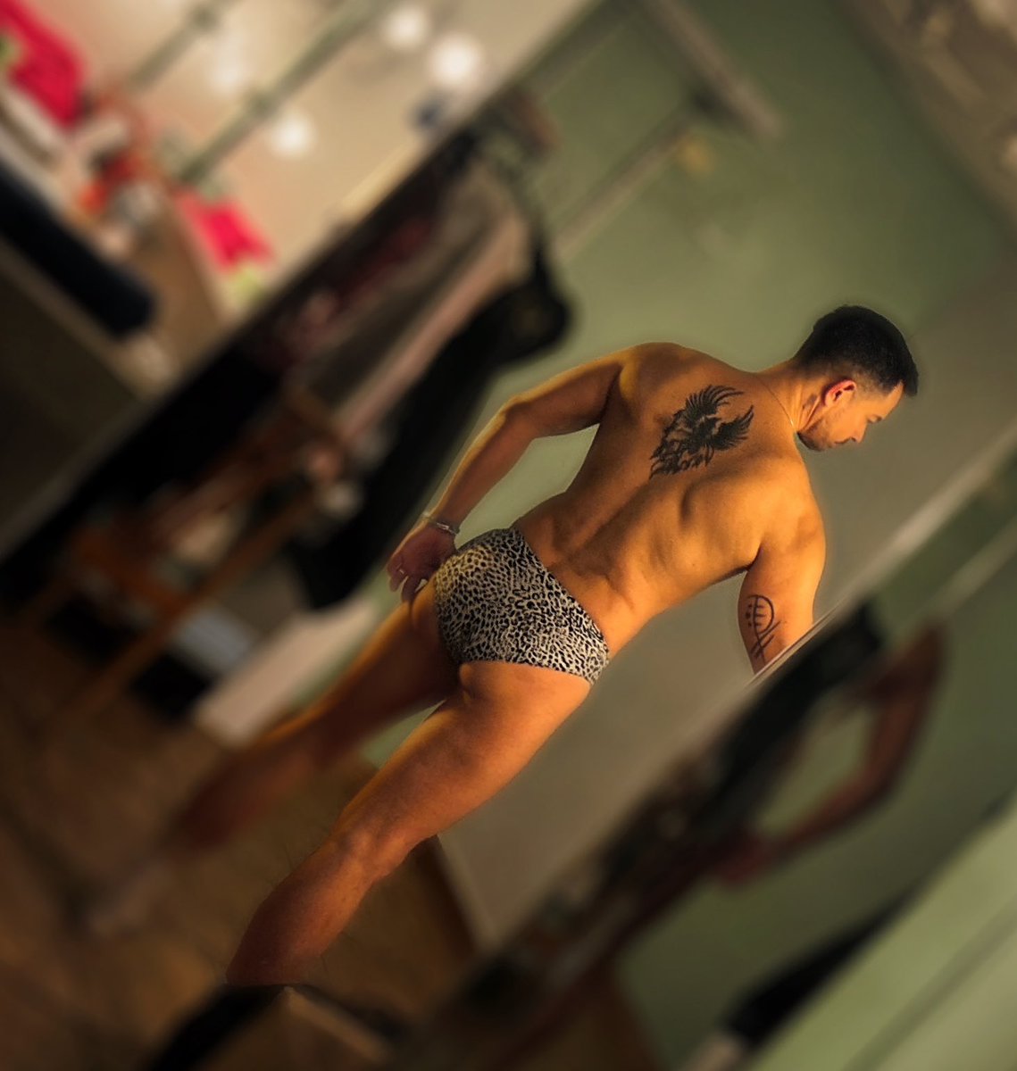 Derek Díaz tweet media