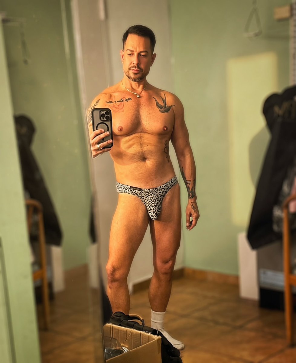 Derek Díaz tweet media