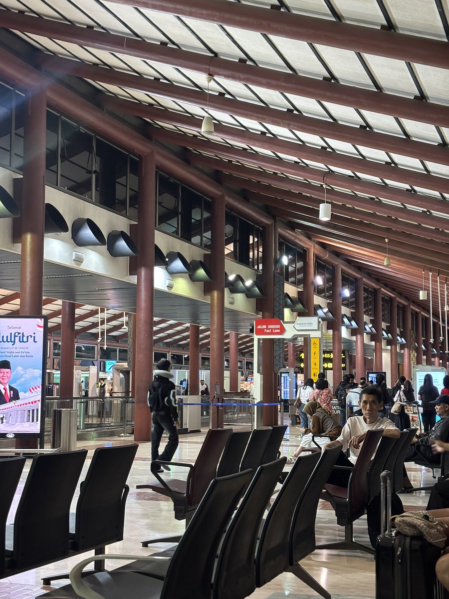 daylight tweet media