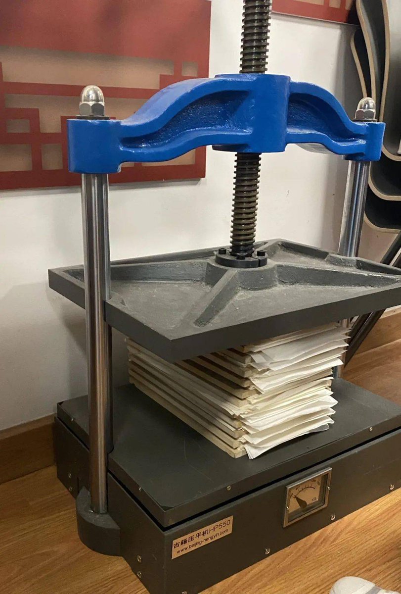 Ambrose Lee tweet media