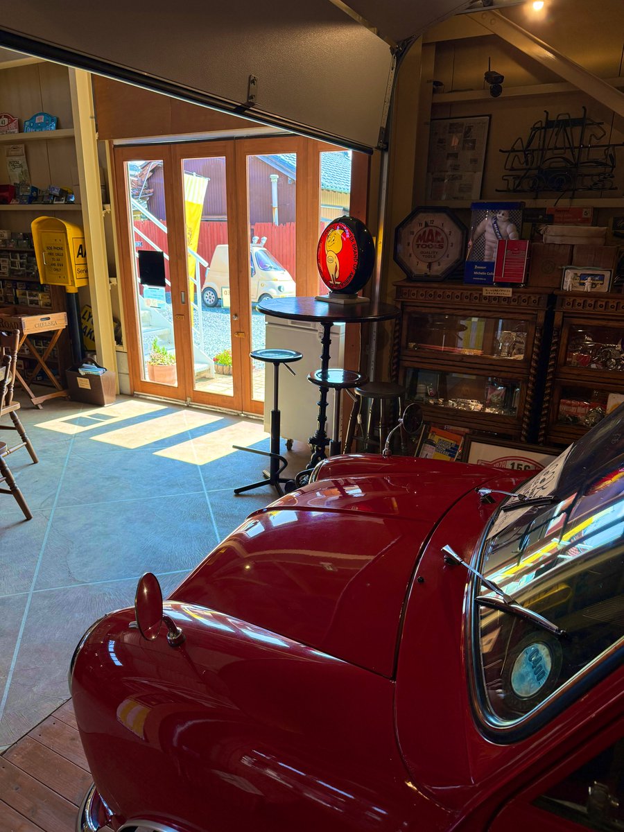 蝉時雨 tweet media