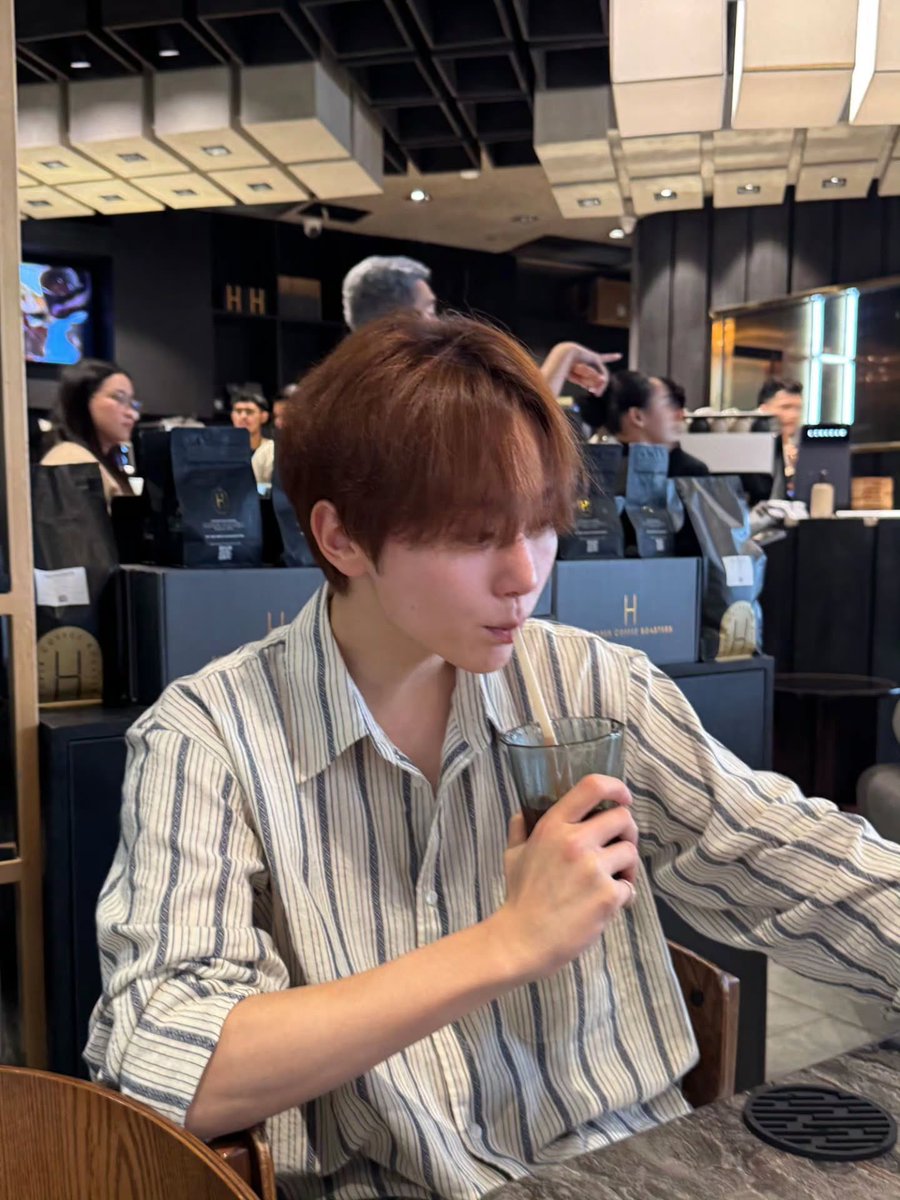 booyuksu's tweet photo. #bood 오랜만에좋네유 https://t.co/J50NjkLr1i