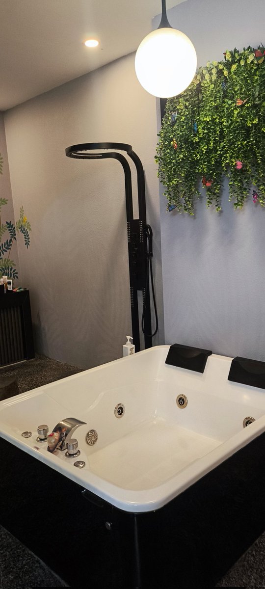 it means lost boy tweet media