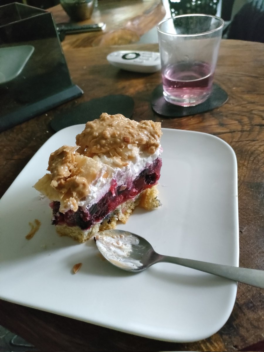 Mleirbag🧣 tweet media