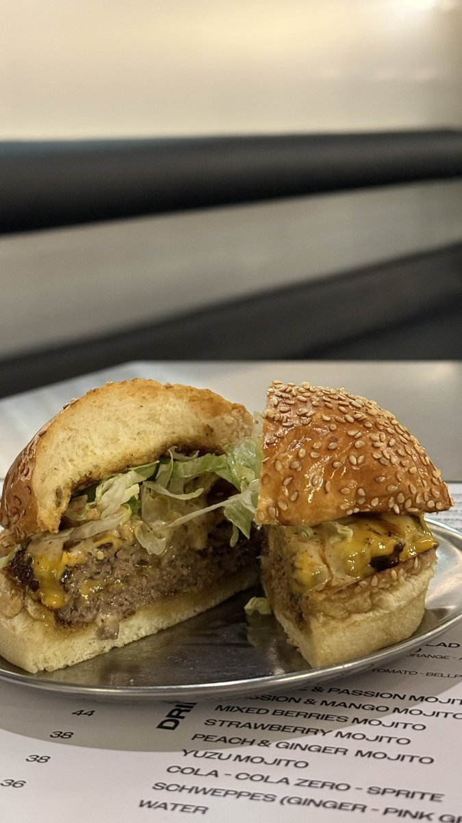 دليل حسان 🍔 ☕️ تغطيات الرياض tweet media