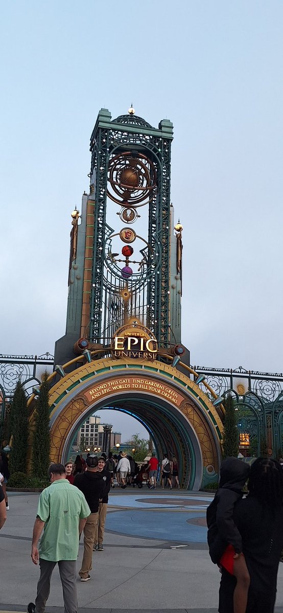 Eri(athalia) tweet media