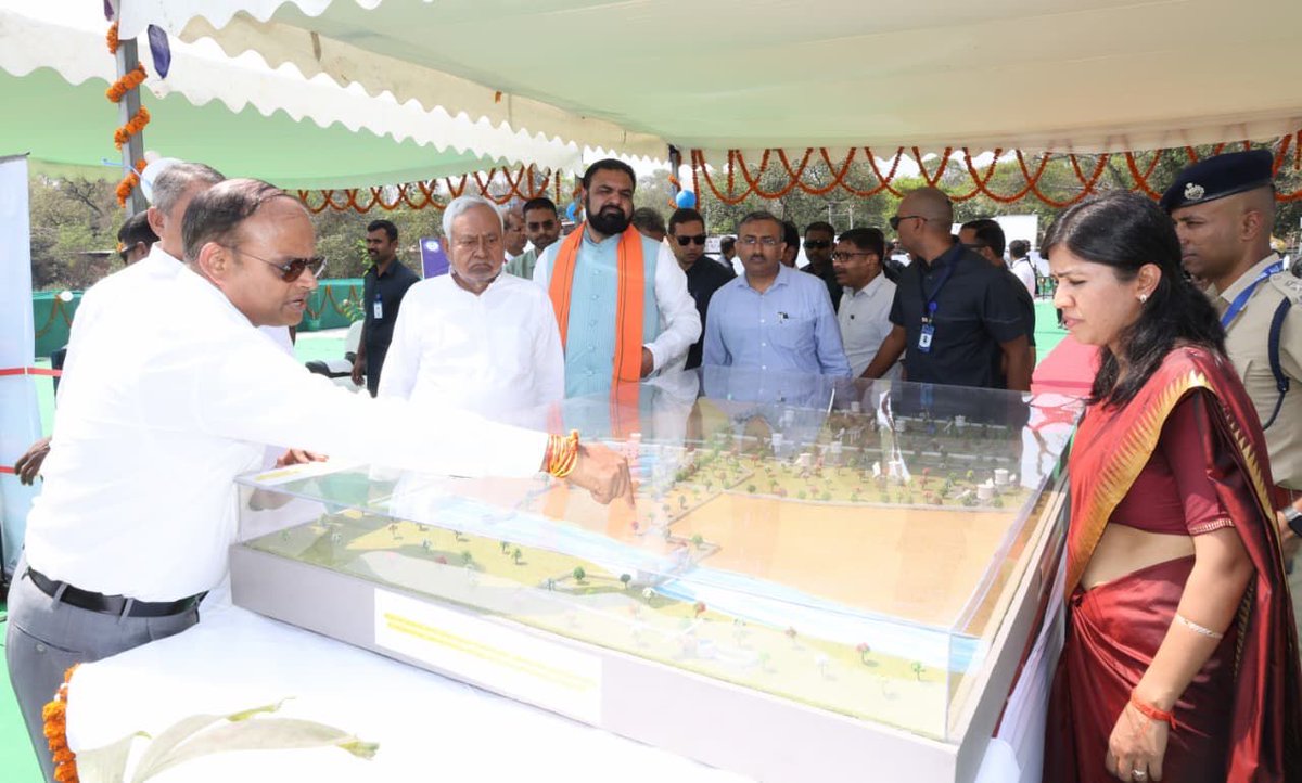 Nitish Kumar tweet media