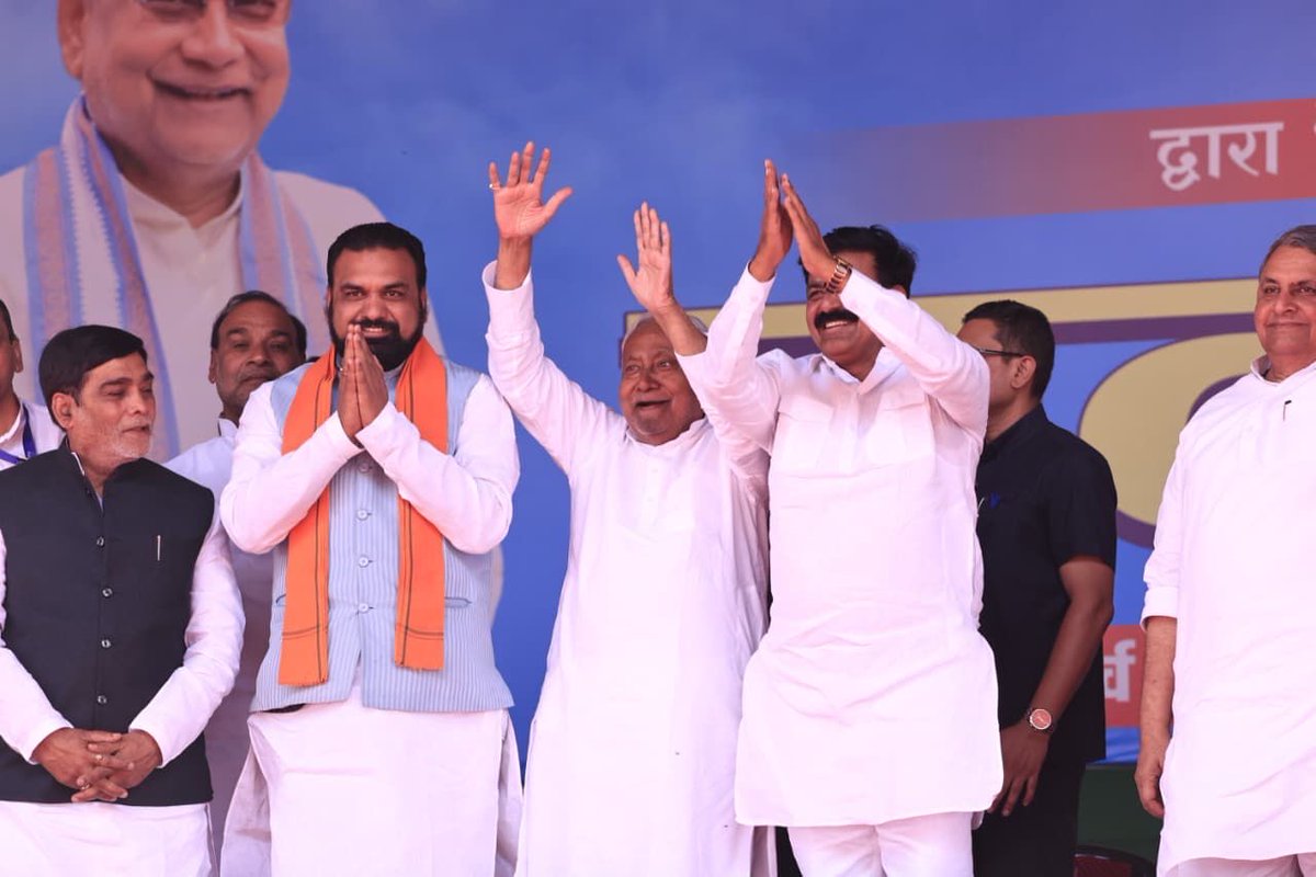 Nitish Kumar tweet media