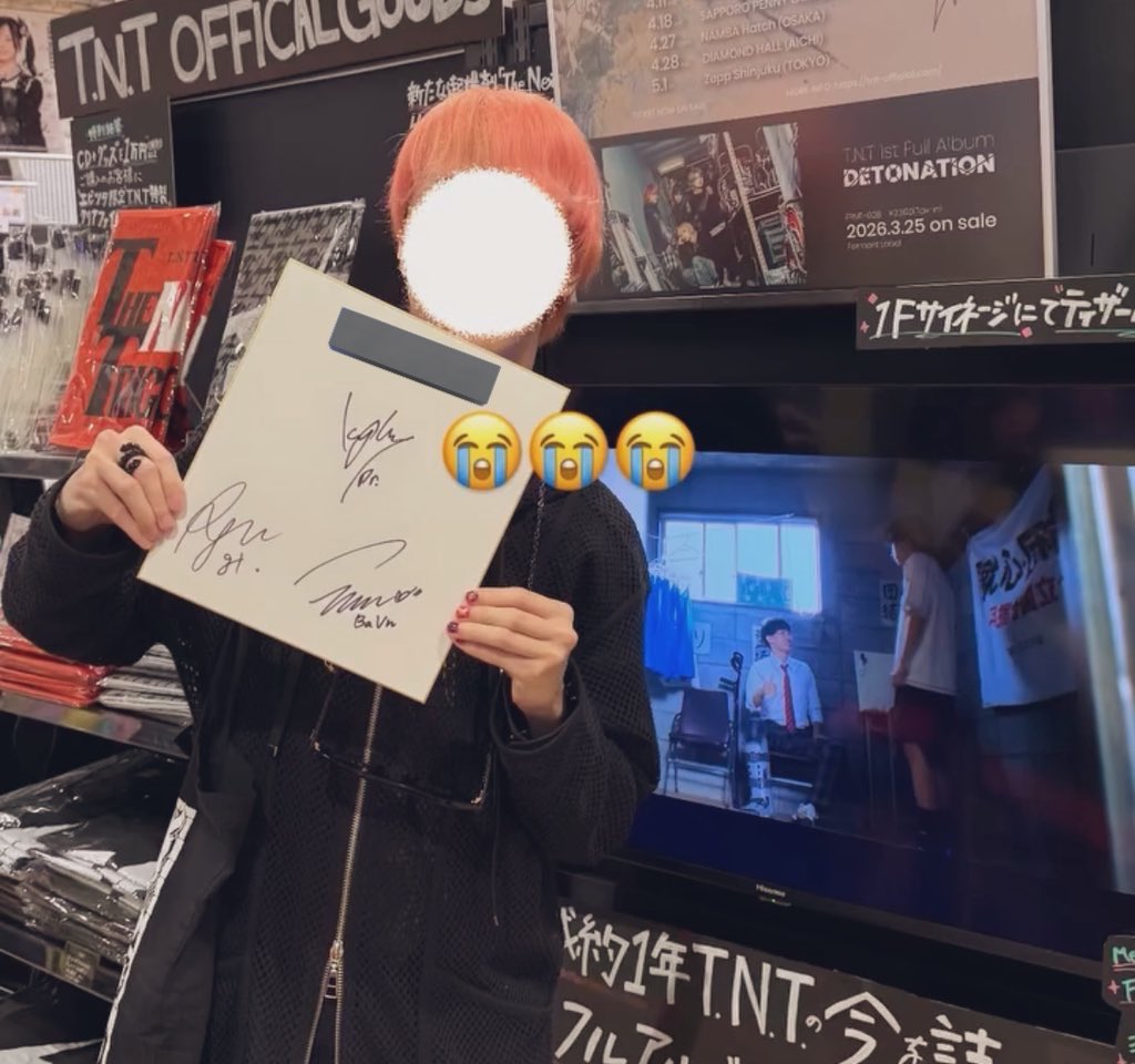 れん tweet media