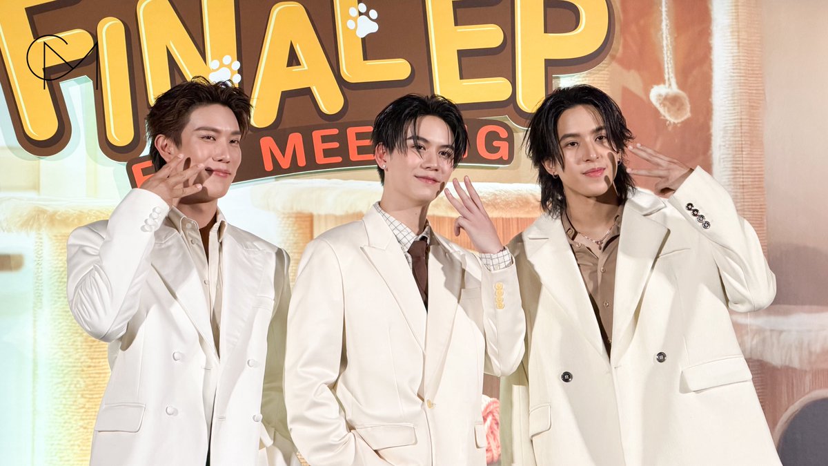 CM2 CONNECT tweet media