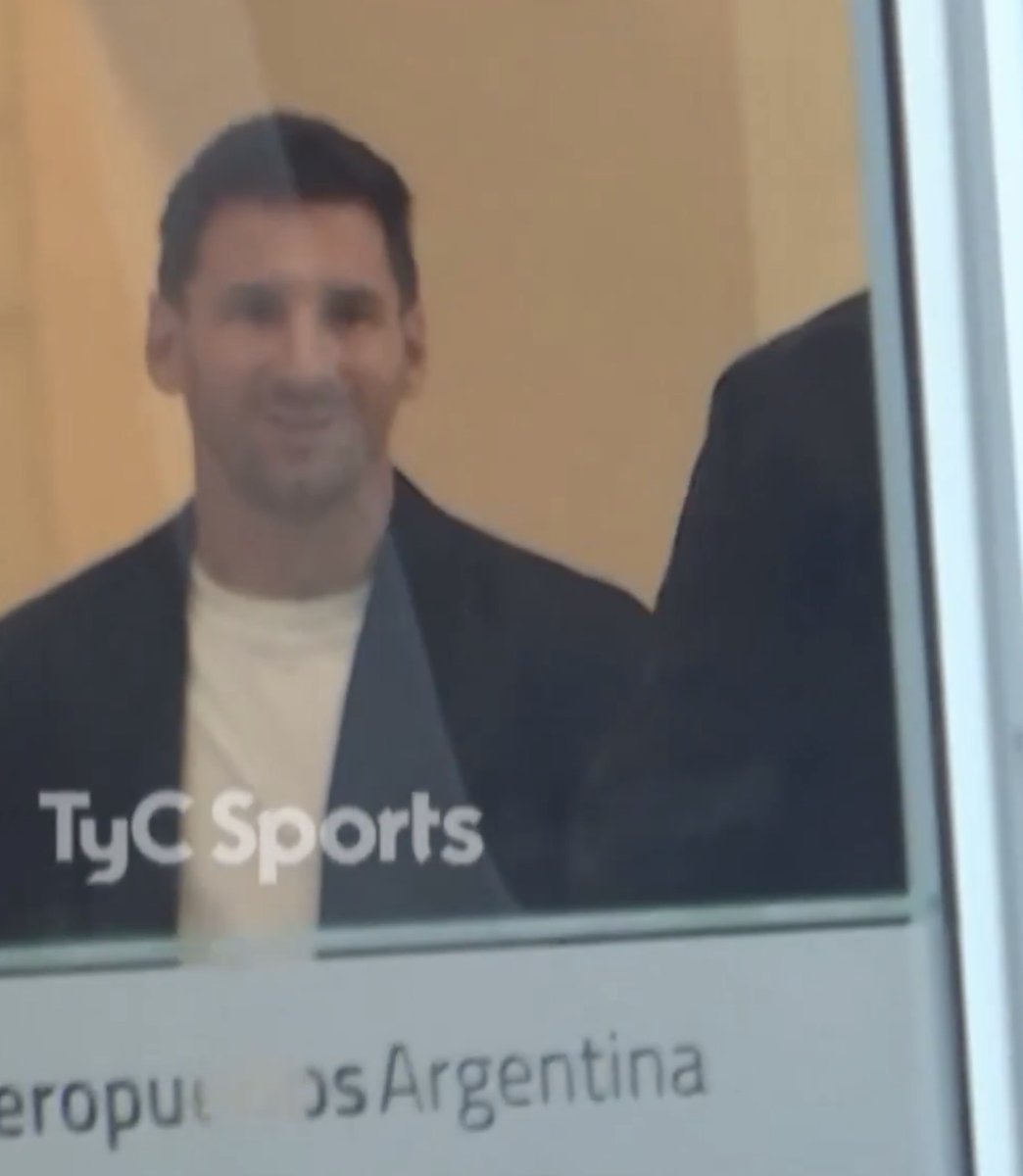 The Touchline | 𝐓 tweet media