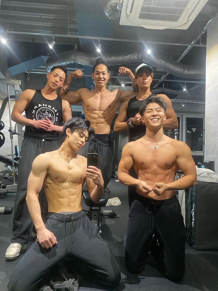 JAPANESE HOT MUSCLES tweet media