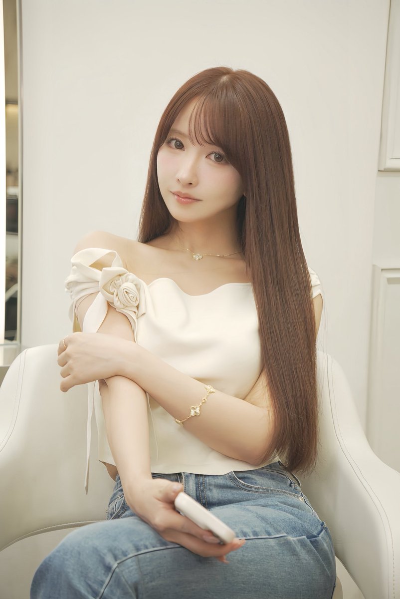 三上悠亜 tweet media