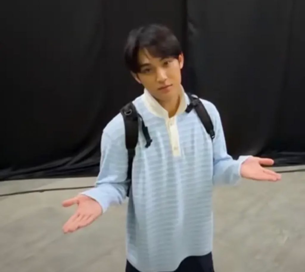 ℓouise 🍒 tweet media