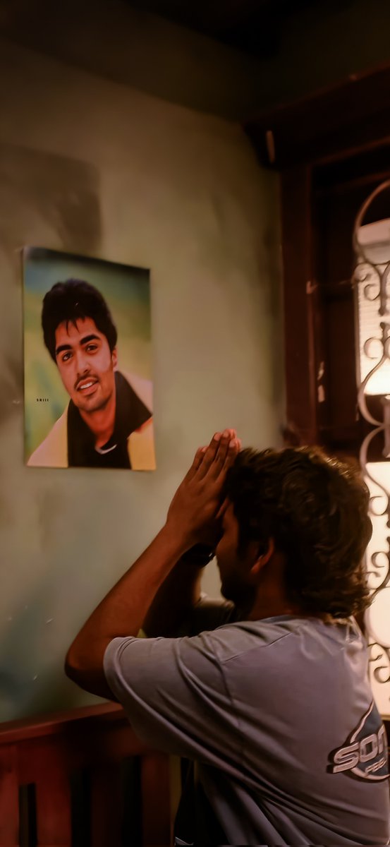 sri_verse's tweet photo. fanboy @KenKarunaas - #Youth 😍✨

@SilambarasanTR_ #SilambarasanTR https://t.co/PRKHDCYruI