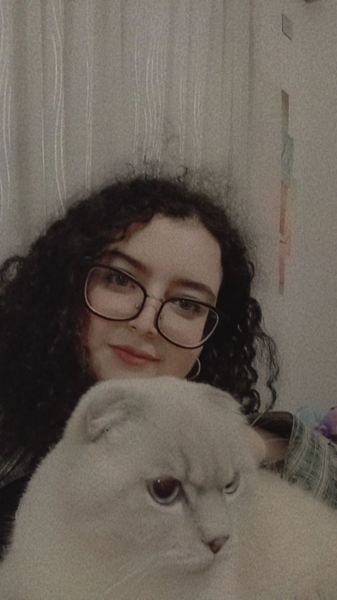 Skyᵇᵘᵗ ˡᵒᵛᵉˢ ʰᵉʳ ʳᵃⁱⁿ𖣂♰☭ tweet media