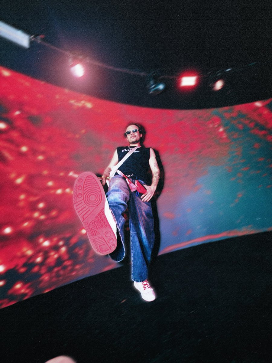 winter viu a chappell 🦄 tweet media