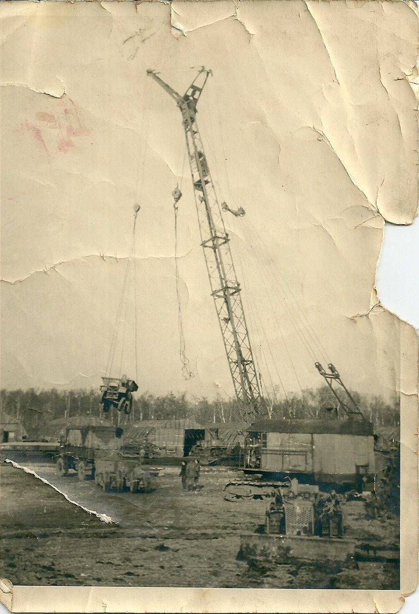 mac657's tweet photo. @ww2research @itsjohncrotty @ConorHogarty @EGPOSullivan @theirishstory @irelandbattles @heritage_irish @RMcGreevy1301 @HistoryPegg @militaryhistori @milnem @sean_f_scullion @michaelkeegan14 Don't know for sure Joseph. At that time he was a plant operator with 4 GHQ RE, 21st Army  gp. I know from research that 4 GHQ troops were allocated to the 227 Inf bde area. He joined in '44 but because of his trade remained in Germany until '47 helping with the reconstruction. https://t.co/uQt0SPBOgi