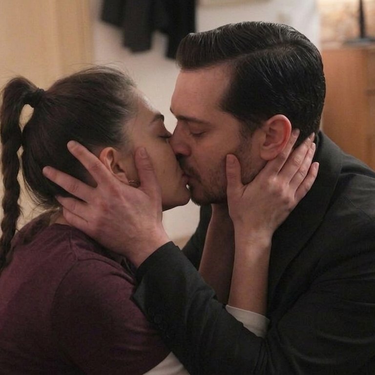 Havva⁷ ama Eşsancı tweet media