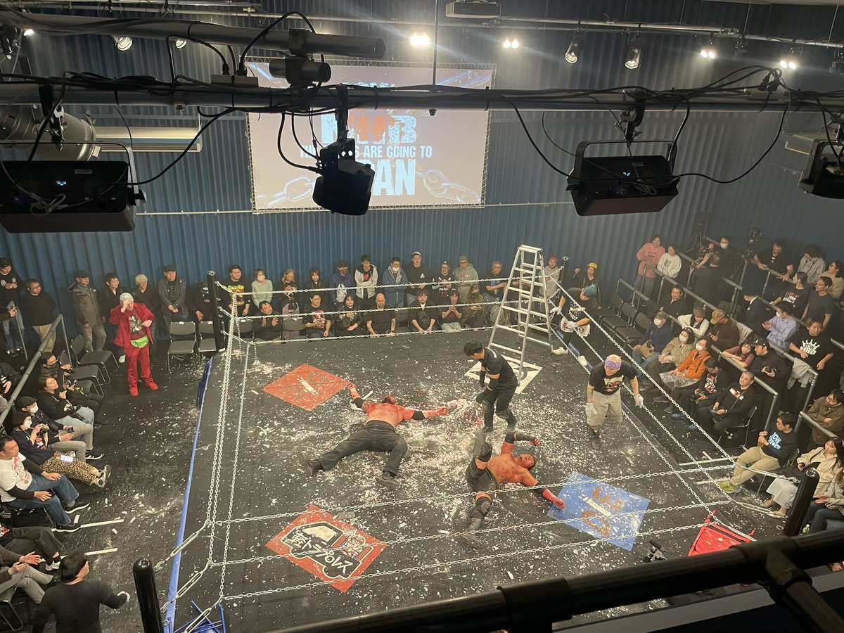 dannydemanto's tweet photo. Bear Bronson vs 
Masashi Takeda 

@bearbronsonBC 
@crazykid0813 

one of the greatest deathmatches 
I’ve ever seen live. 

NIGHT 1 has been the best show 
we have ran in Japan so far. 

@ICWNHB ⛓️‍💥 #NHB93 

MAIN EVENT UP NEXT! https://t.co/WILKyvCu7D