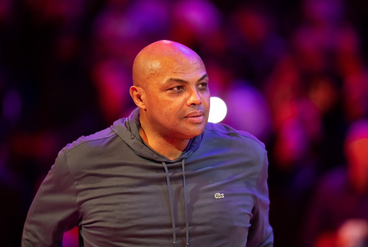 Barkley pours cold water on the Lakers: “LeBron is incredible, but they’re not a title team” dunkest.com/en/nba/news/23…