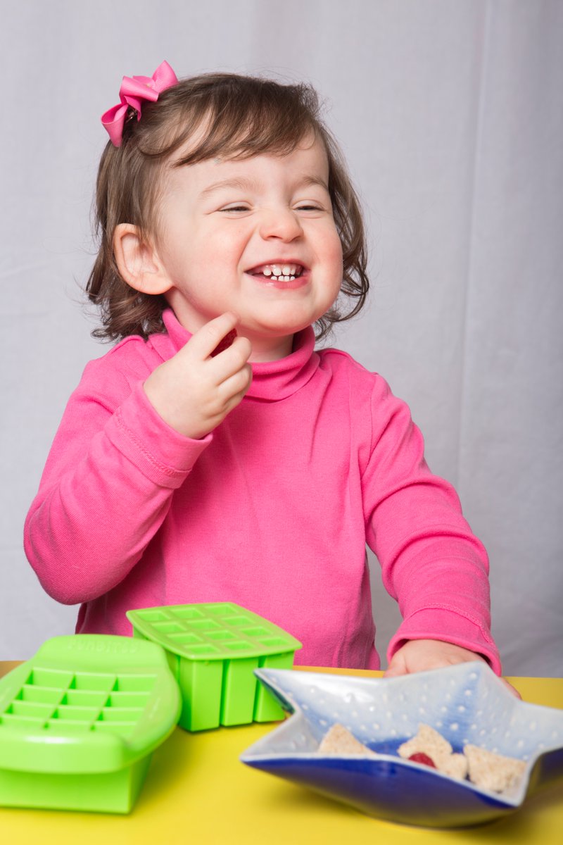 funbites's tweet image. Making mealtime FUN.  Picky eaters can’t resist! Turning everyday food into bite-sized shapes. More smiles, less mealtime stress. #FunBites #MomHack #PickyEaters #KidsFoodIdeas #HealthyKids #LunchIdeas #FoodFun #ParentingTips amzn.to/43tAWIm