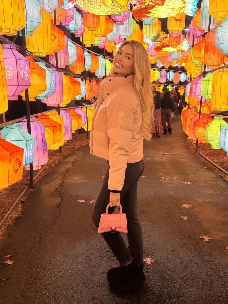 colleenmmcgi136's tweet photo. 🩷🩵💜🧡 https://t.co/gOW4wPN69W