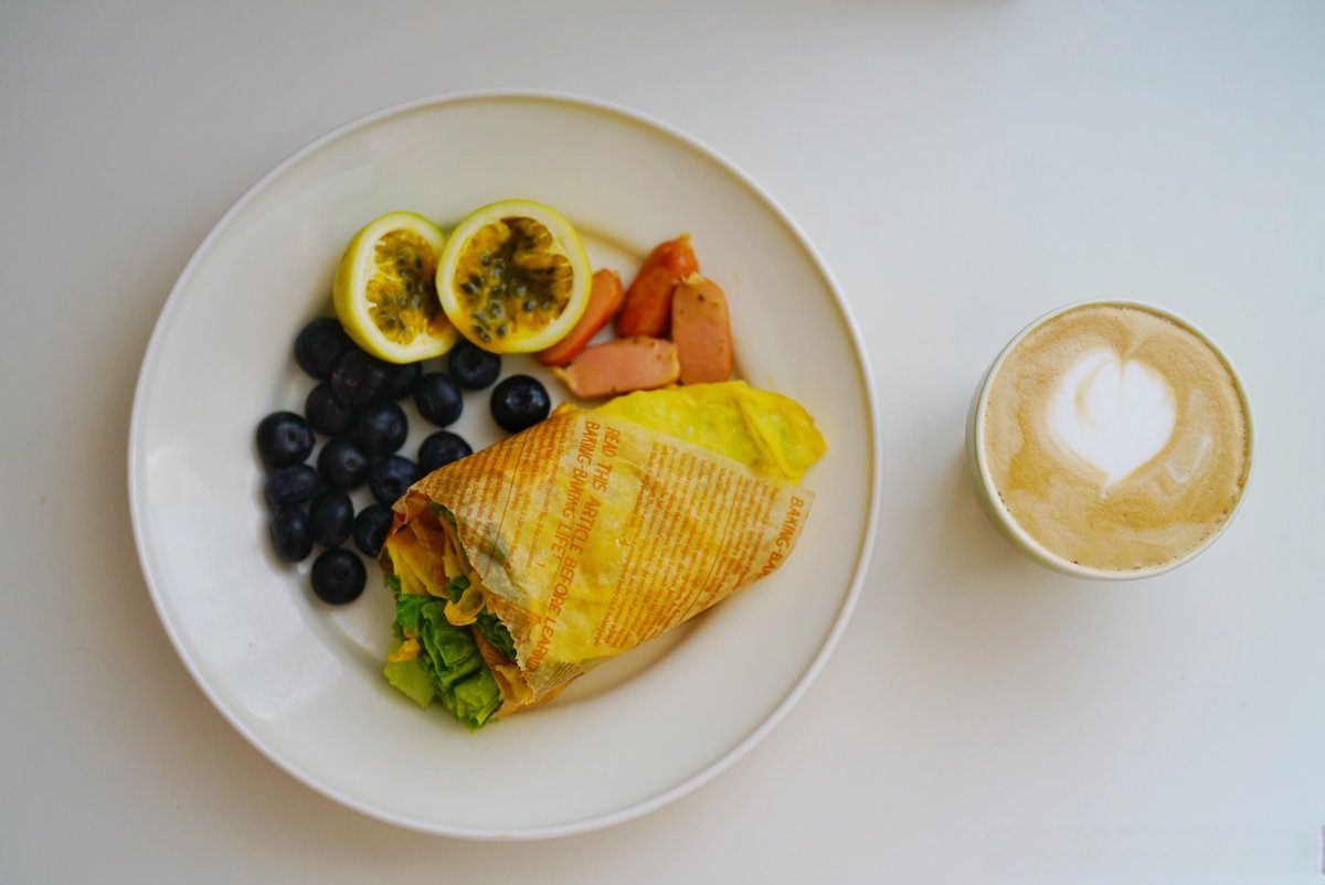 michael flynn tweet media