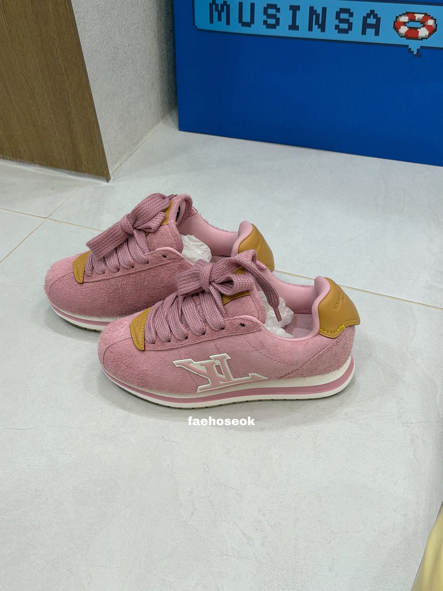 zel⁷ did a duet with hobi tweet media