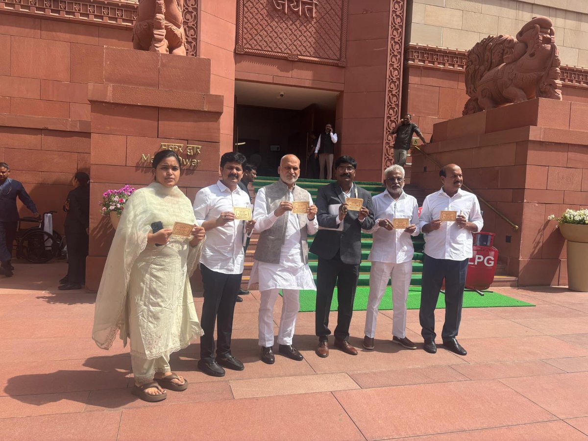 YS Jagan Mohan Reddy tweet media