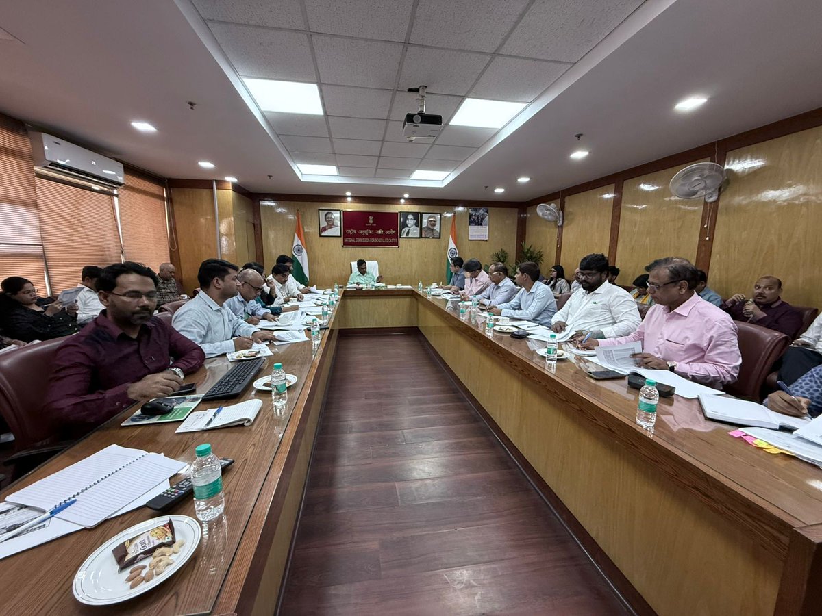 NCSC_GoI's tweet photo. Secretary, National Commission for Scheduled Castes chaired a review meeting with the officers of the Commission and discussed several important issues. #NCSC #Article338 https://t.co/a8ZgGIUiVY