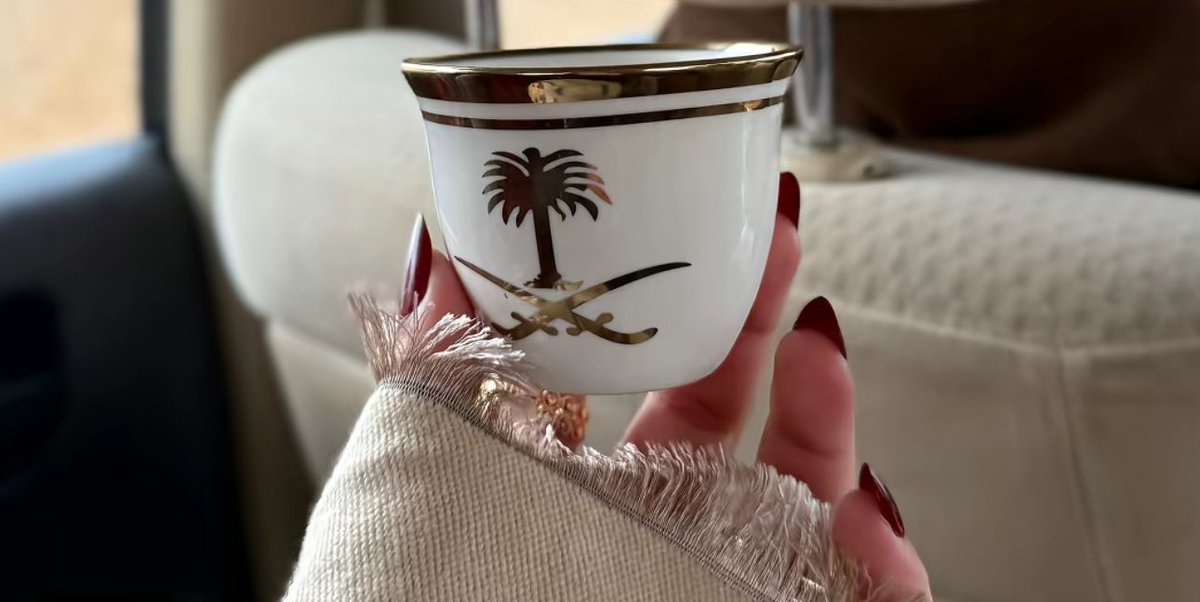 وَلَه. tweet media