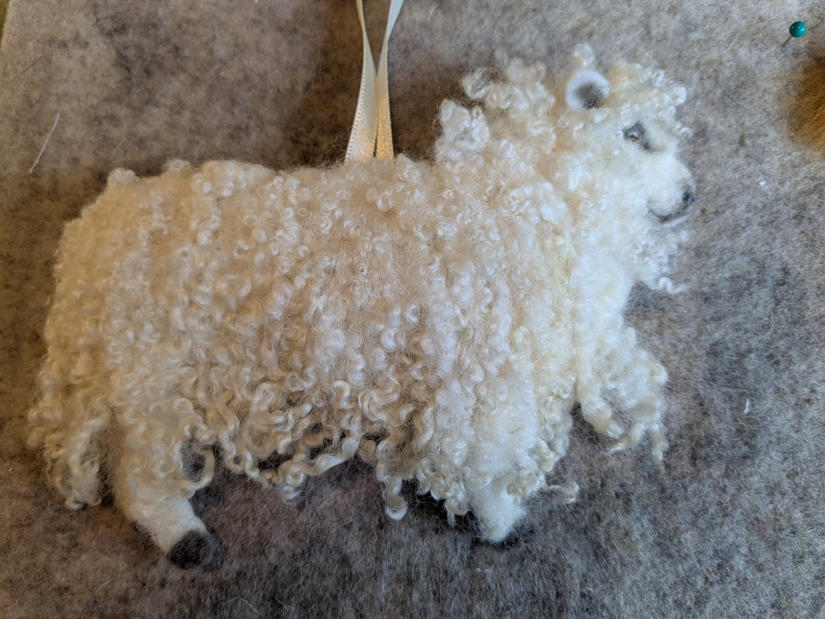 Sheep In Stitches tweet media