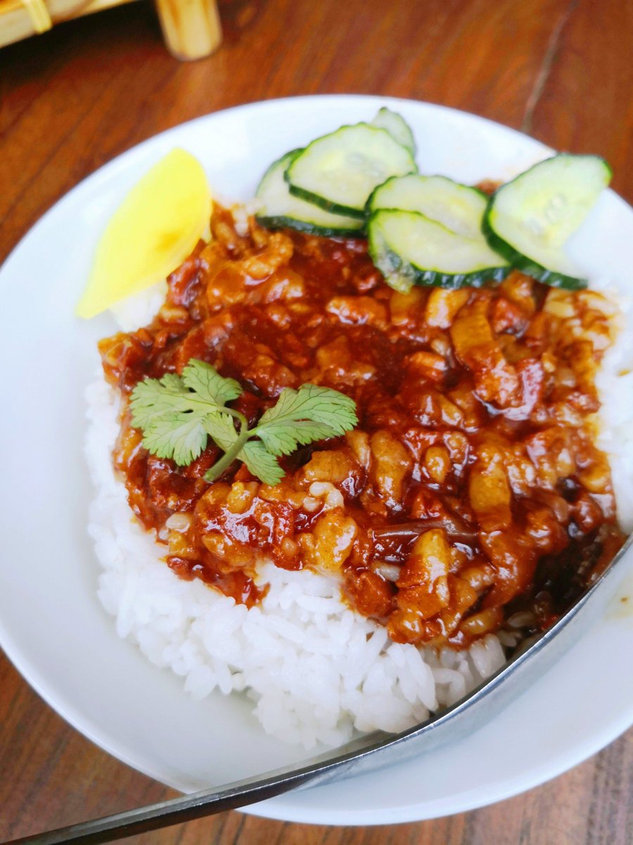 Chris Rainbow tweet media