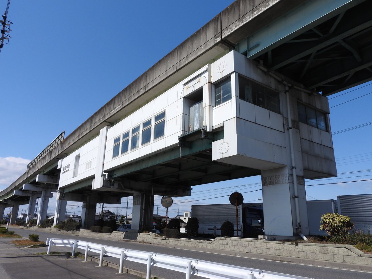 しらかみ tweet media