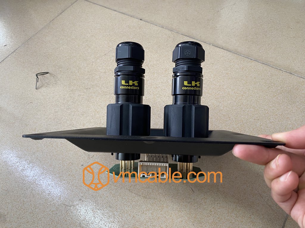 Konsnhunter tweet media