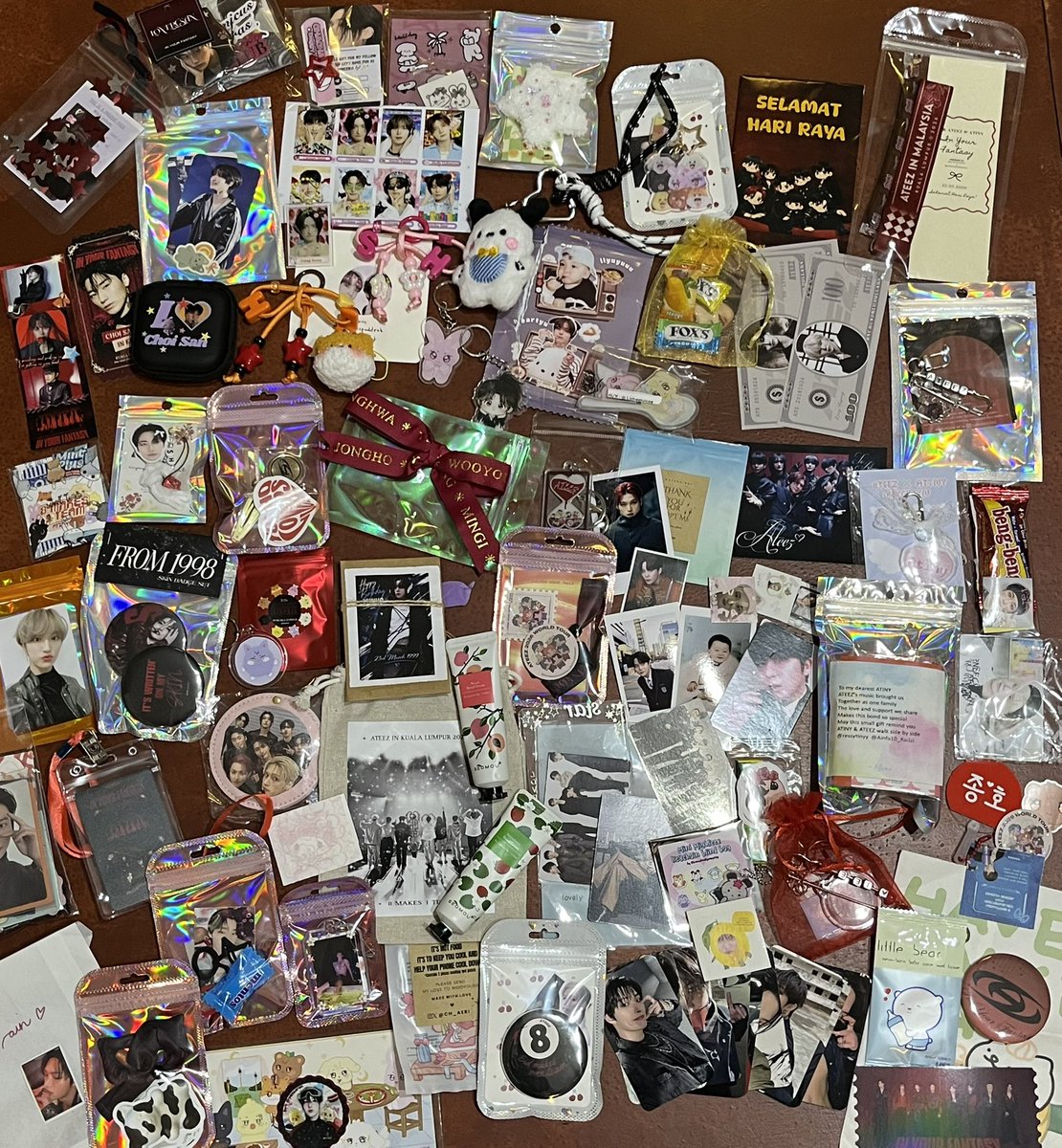 Dare i say seatinys have the best freebies ever bcs i still cant believe i got all of these for free😭❤️
