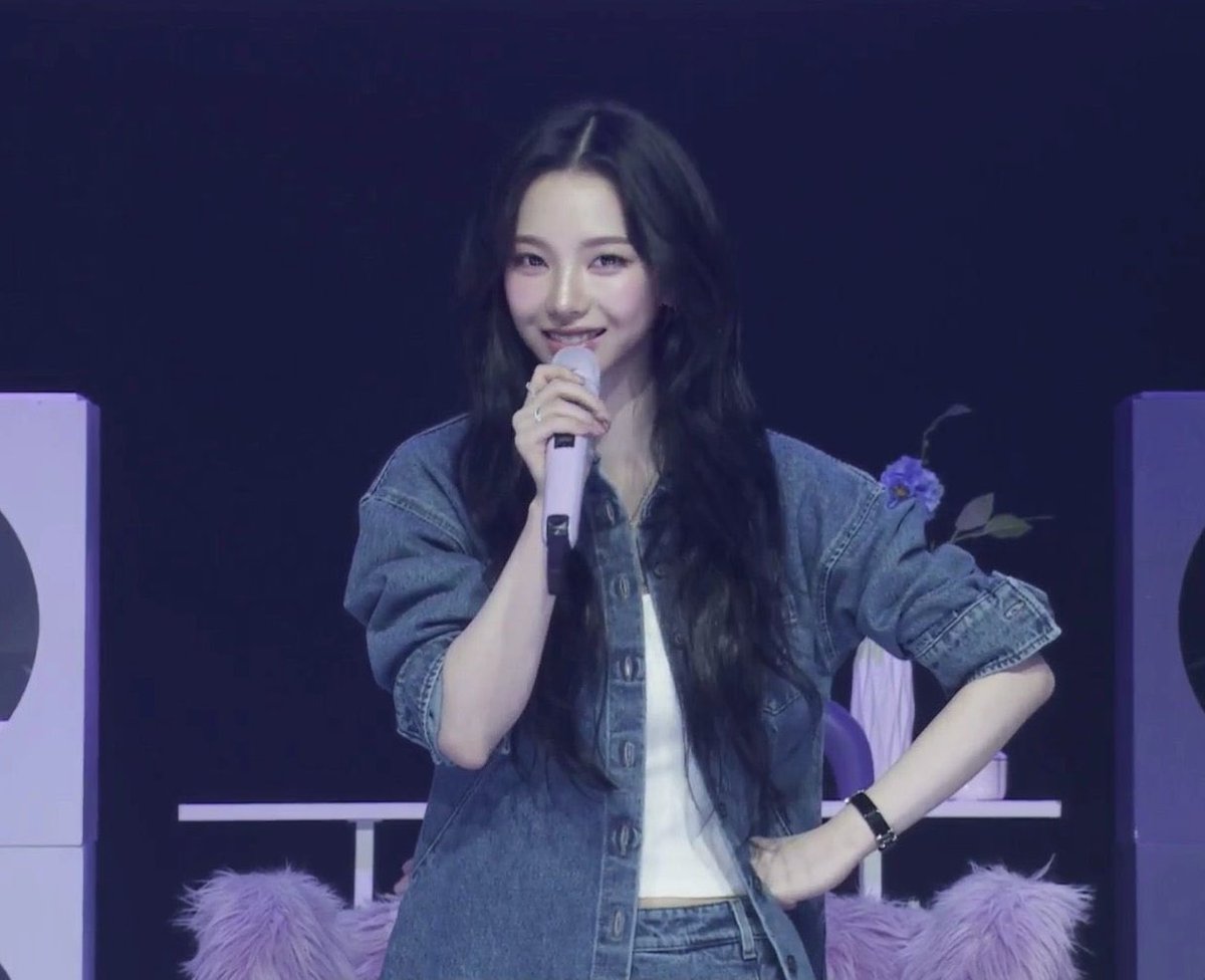 FitryaniKasapa's tweet image. KARINA MEMORY BOX

#KARINA_BDAY_PARTY