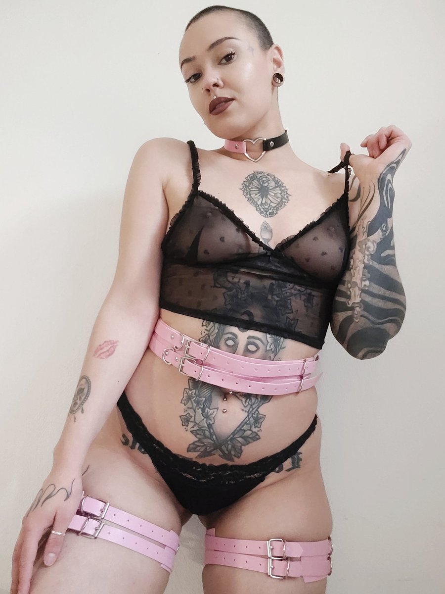 Pink Inferno tweet media